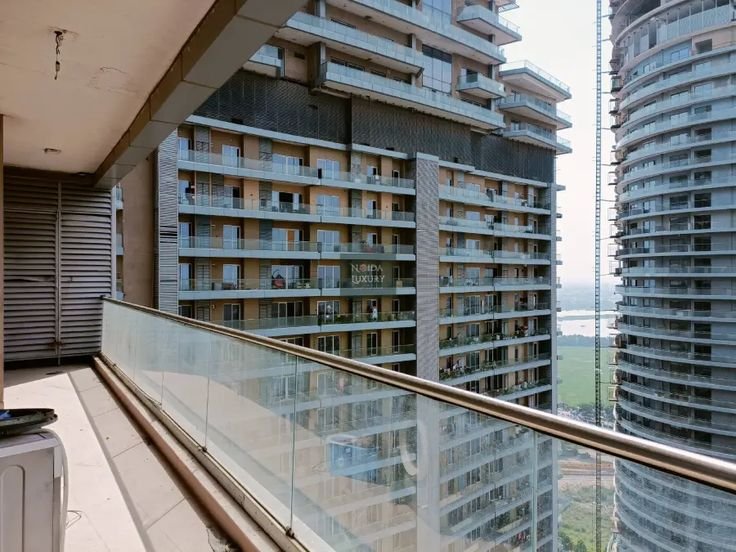 relocation apartments Noida